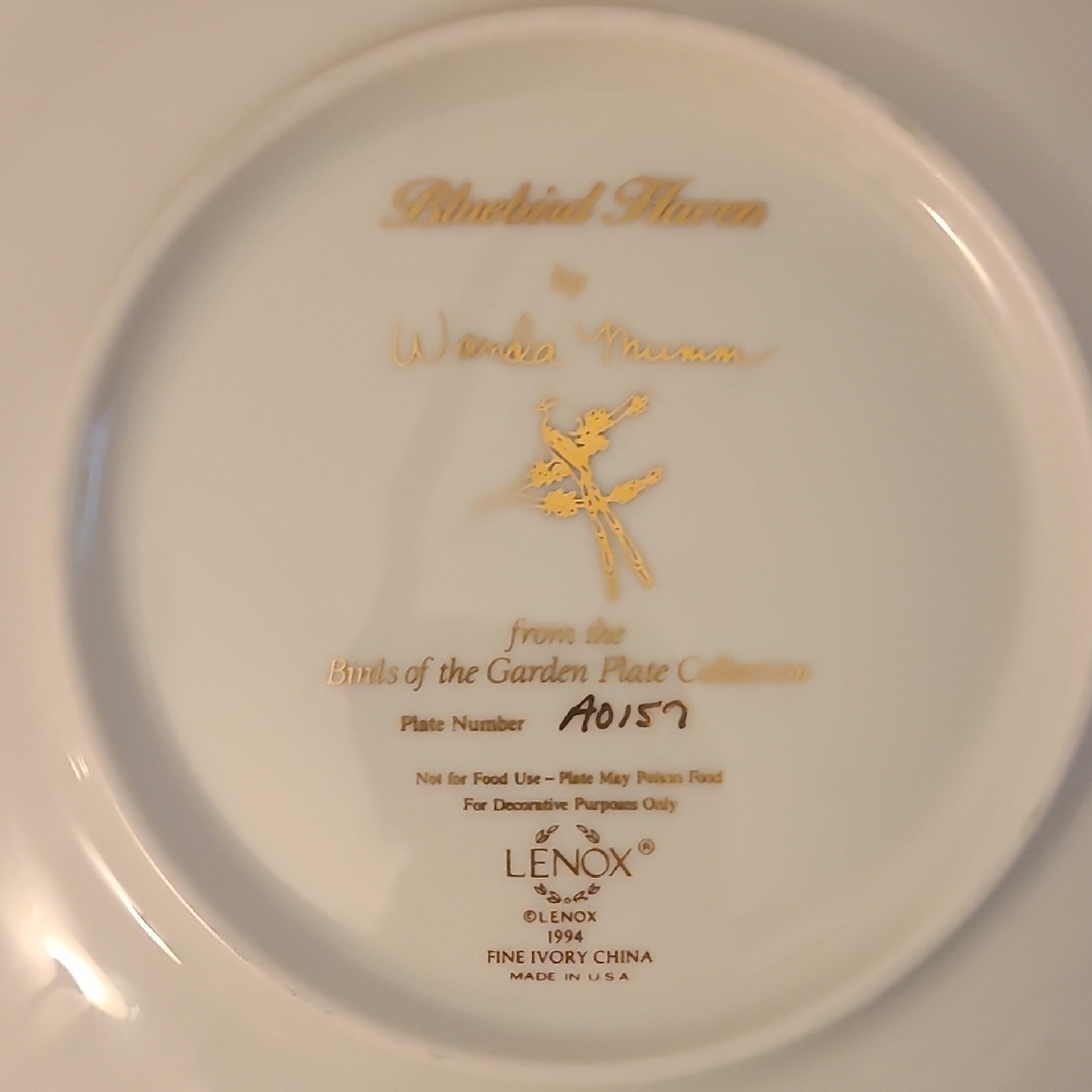 Lenox Fine Ivory China Plate with Gold Accents - Picture 9 of 12